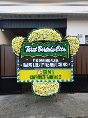 Papan Bunga Duka di 15 Ilir