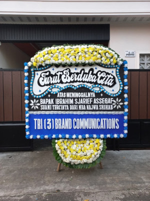 Papan Bunga Duka di 15 Ilir